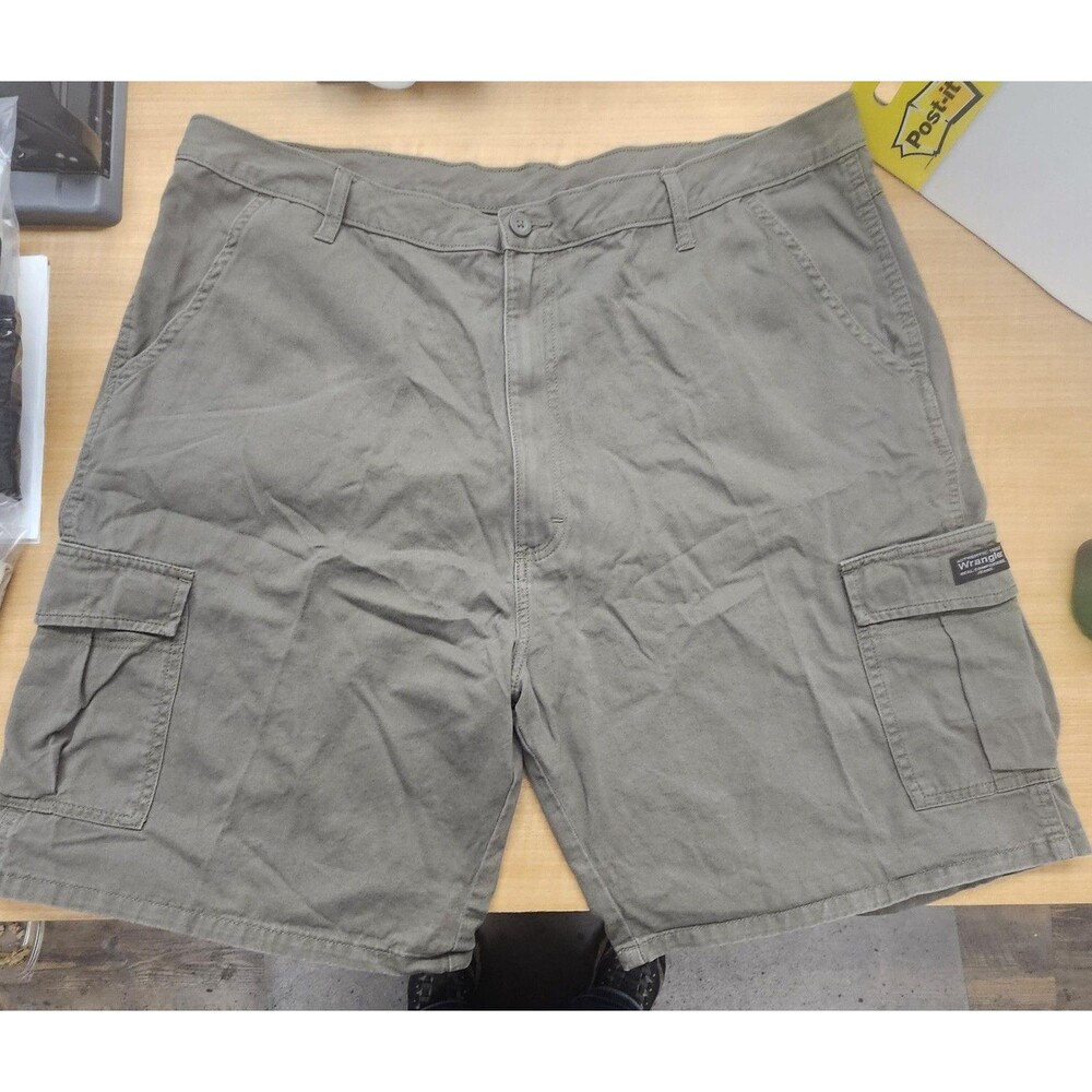 Wrangler Cargo Shorts Mens 42 Olive Green 100% Cotton Authentic Issue Utility